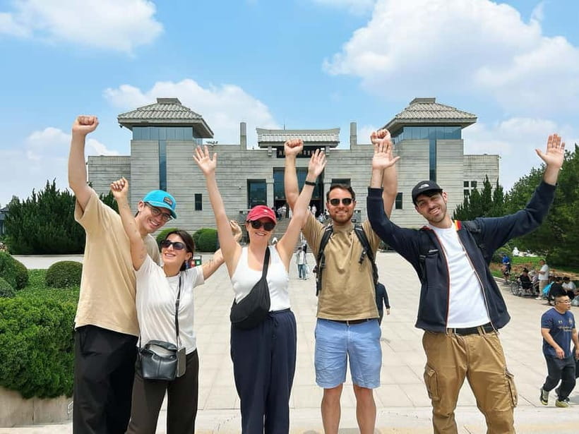 Xi'an: Exclusive Terracotta Army Tour & Local Family Lunch - Quick hits before you go