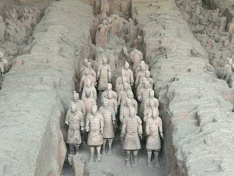Xi'an: Exclusive Terracotta Army Tour & Local Family Lunch - Should you book this Xi’an Terracotta Army and family-lunch tour?