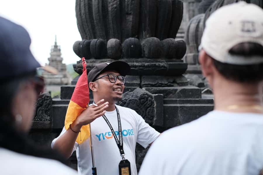 Yogyakarta: Borobudur and Prambanan Temples Guided Tour - Stop at Borobudur: reliefs, statues, and the “read it” advantage