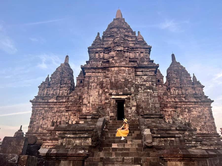 Yogyakarta: Borobudur ClimbUp (sunrise option) & Prambanan - Why Borobudur sunrise feels like a different temple