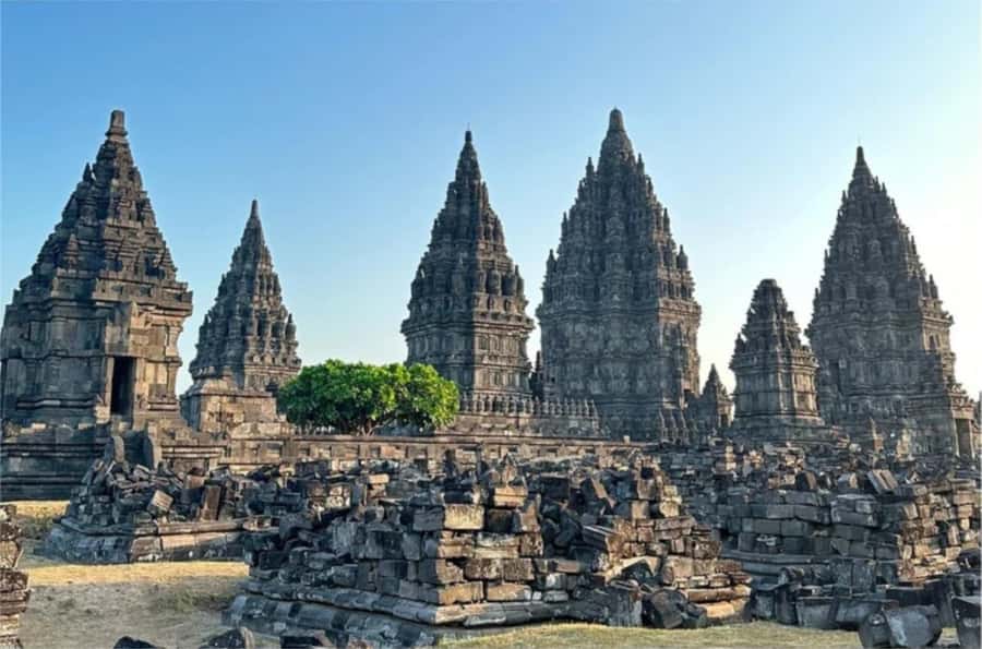 Yogyakarta: Borobudur Sunrise (Climb-up Assured) & Prambanan - Prambanan temple compound: Ramayana reliefs and Shiva’s big presence