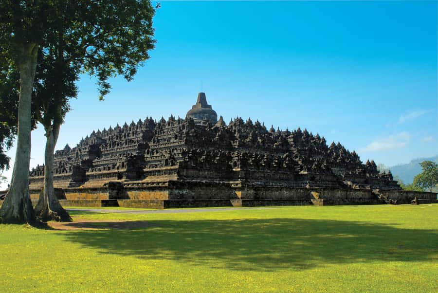 Yogyakarta: Borobudur sunrise(guarantee climb up)& Prambanan - Comfort checklist: what to bring for sunrise steps and Prambanan walking