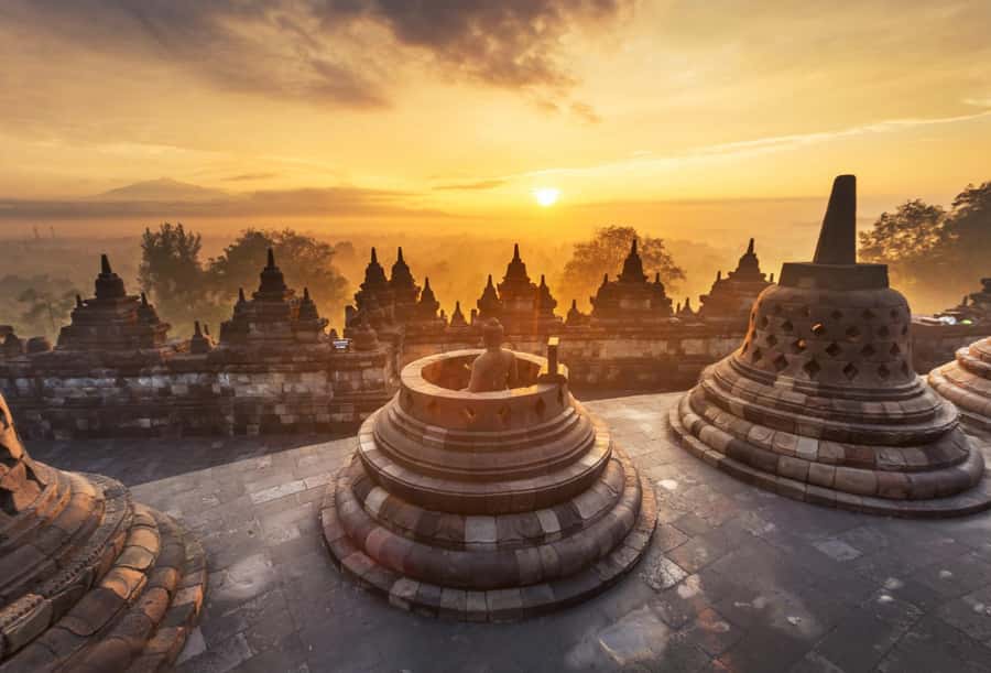 Yogyakarta: Borobudur sunrise(guarantee climb up)& Prambanan - What this Borobudur sunrise and Prambanan day really delivers