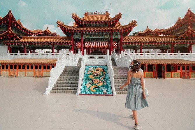 ️ Kuala Lumpur Instagram Tour: Most Famous Spots (Private & All-Inclusive) - Stop 1: National Mosque (Masjid Negara) photos plus a possible interior visit